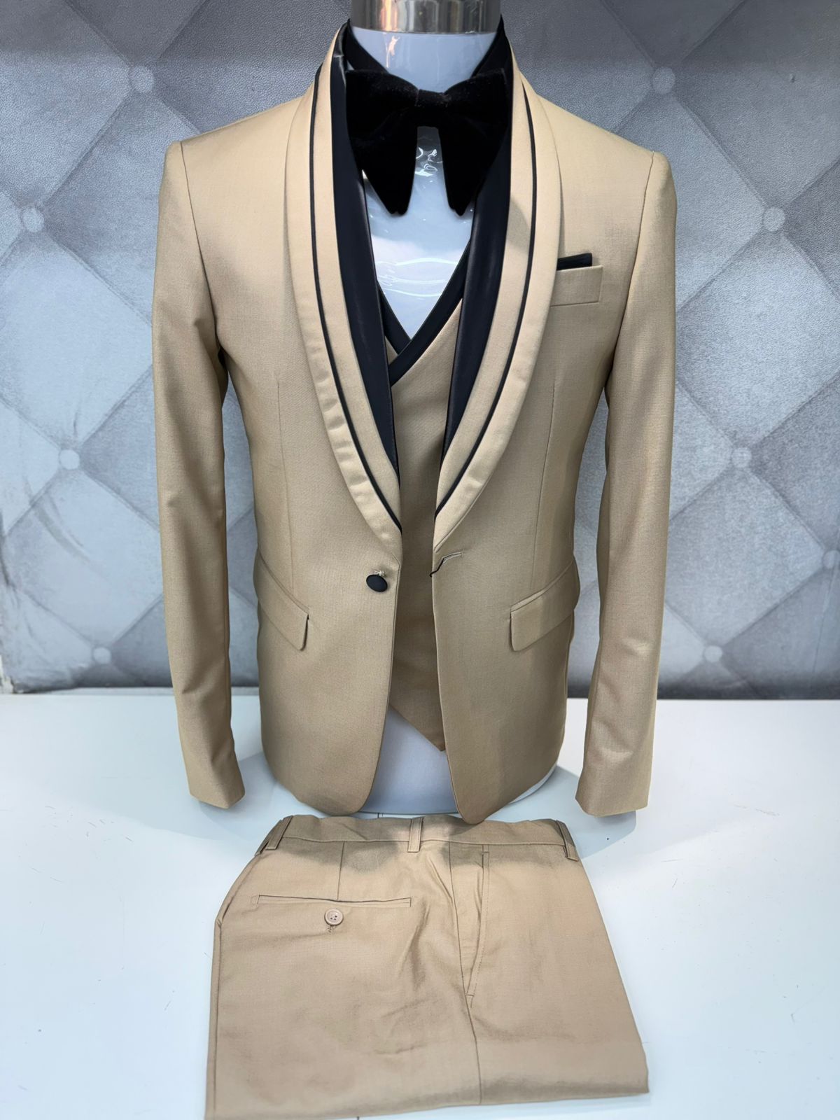 Elegant Beige Three-Piece Suit with Black Shawl Collar and Accents for Formal Occasions